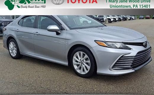 2022 Toyota Camry LE