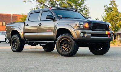 2009 Toyota Tacoma Deluxe