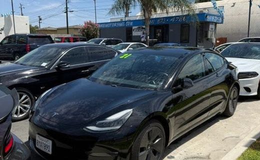 2021 Tesla Model 3 Standard Range Plus