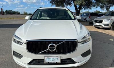 2018 Volvo XC60 Momentum
