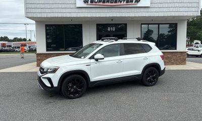 2022 Volkswagen Taos 4MOTION SE IQ