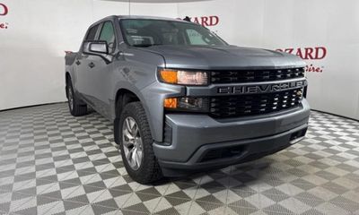 2020 Chevrolet Silverado Custom