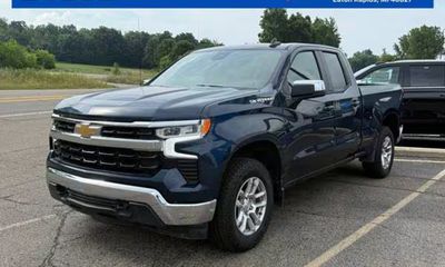 2023 Chevrolet Silverado LT