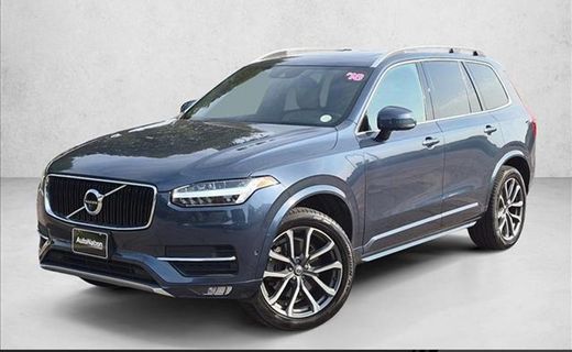 2018 Volvo XC90 Momentum