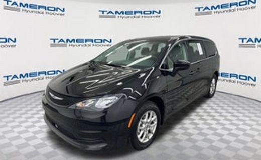 2022 Chrysler Voyager LX