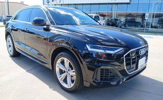 2022 Audi Q8 Quattro Premium Plus