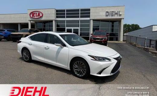 2024 Lexus ES 300H Luxury