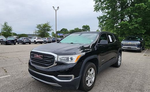 2017 GMC Acadia SLE 1