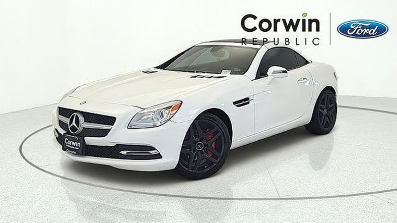 2014 Mercedes-Benz SLK-Class — a typically priced live listing