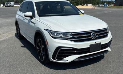 2022 Volkswagen Tiguan 4Motion SEL Premium
