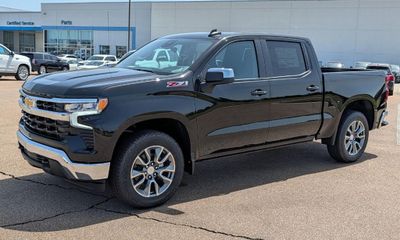 2026 Chevrolet Silverado LT
