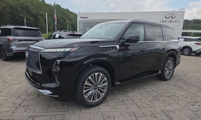 2027 Infiniti QX80 Luxe