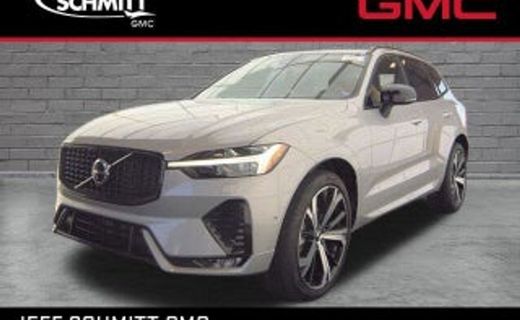 2023 Volvo XC60 Ultimate Dark