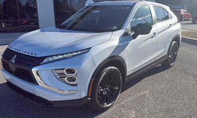 2026 Mitsubishi Eclipse Cross LE Ralliart