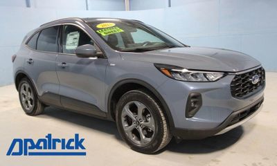 2025 Ford Escape ST Line Select