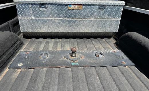 2003 Chevrolet Silverado Base