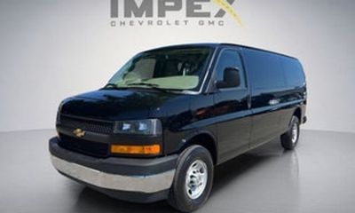 2026 Chevrolet Express 3500 Cutaway 139