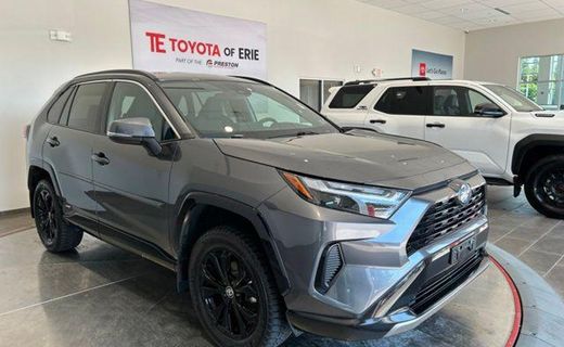 2023 Toyota RAV4 SE