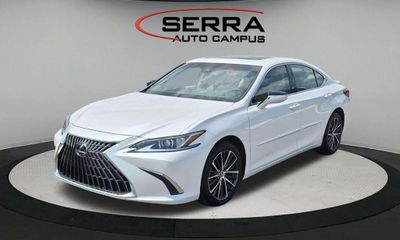 2022 Lexus ES 250 Premium