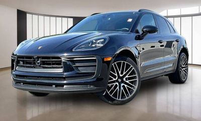 2025 Porsche Macan