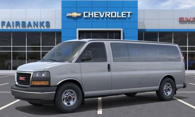 2025 GMC Savana LT EXT