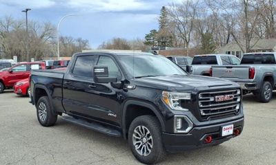 2020 GMC Sierra AT4