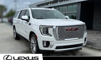 2022 GMC Yukon XL SLT