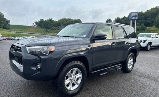 2024 Toyota 4RUNNER SR5 Prem