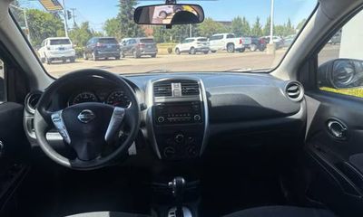 2016 Nissan Versa SV