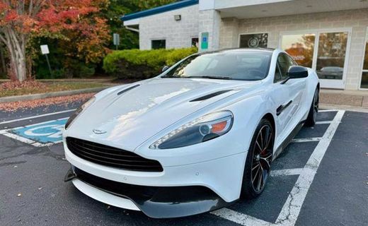 2014 Aston Martin Vanquish
