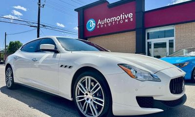 2016 Maserati Quattroporte Essence