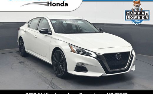 2022 Nissan Altima SR