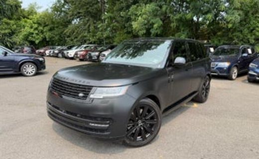 2025 Land Rover Range SE