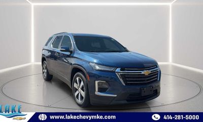 2023 Chevrolet Traverse LT