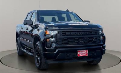 2026 Chevrolet Silverado Custom