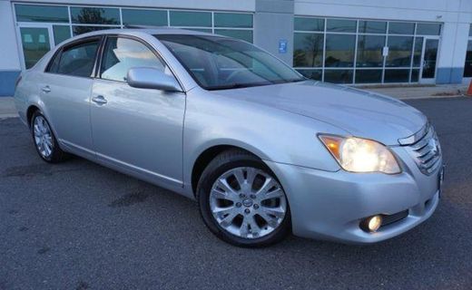 2010 Toyota Avalon XLS