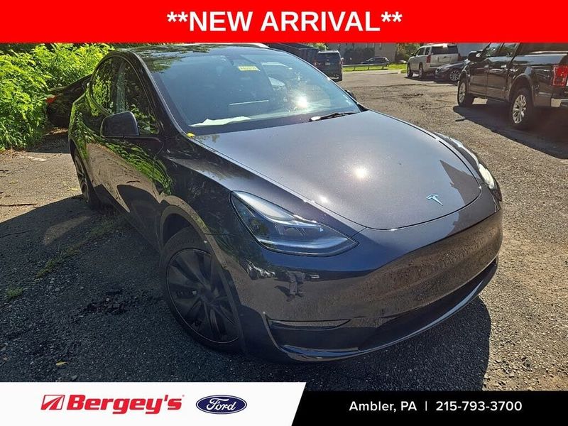 2025 Tesla Model Y — a typically priced live listing