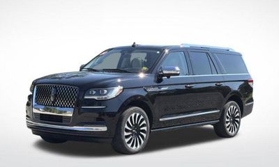 2024 Lincoln Navigator L Black Label