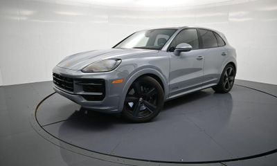 2026 Porsche Cayenne GTS