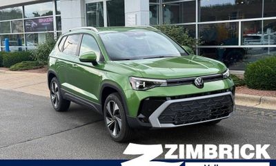 2026 Volkswagen Taos 4Motion SE