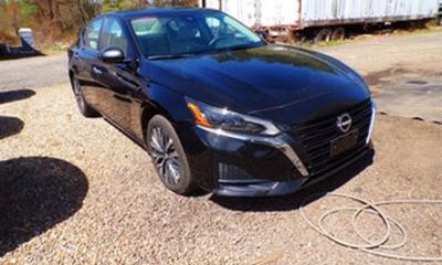 2024 Nissan Altima SV