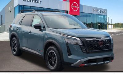 2026 Nissan Pathfinder SV