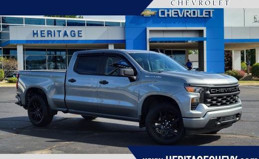 2023 Chevrolet Silverado Custom