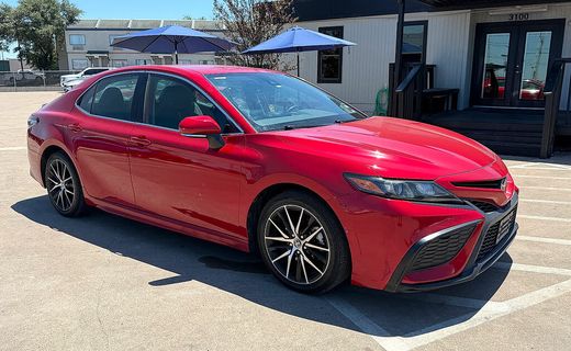 2022 Toyota Camry SE