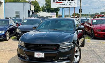 2015 Dodge Charger SXT