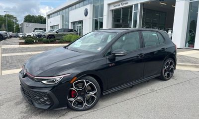 2026 Volkswagen Golf GTI Autobahn