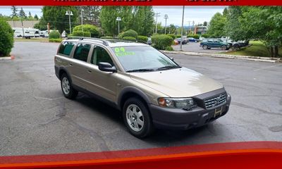 2004 Volvo XC70 Base
