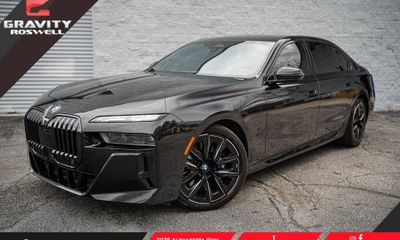 2023 BMW 760i xDrive