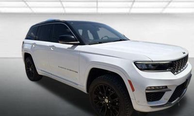 2022 Jeep Grand Cherokee Summit