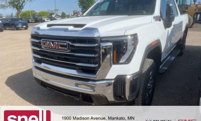 2026 GMC Sierra HD SLT